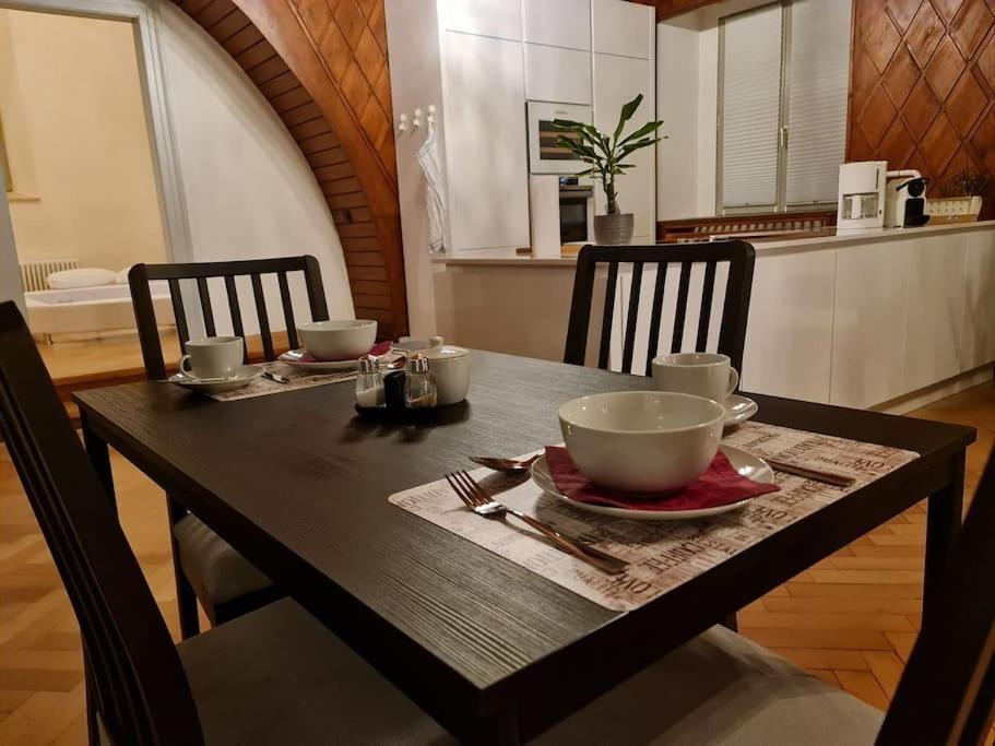 Appartements In Schoner Burganlage Γιένα Εξωτερικό φωτογραφία