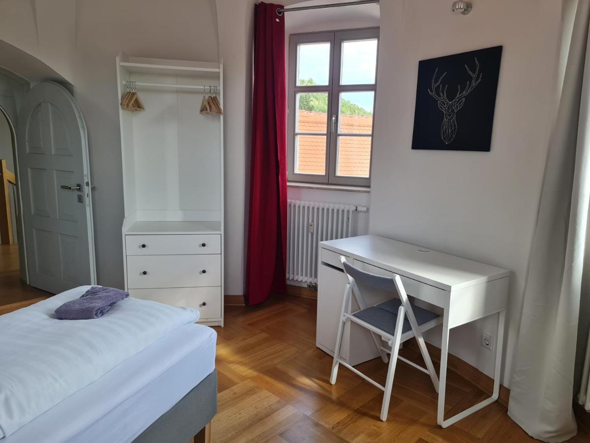 Appartements In Schoner Burganlage Γιένα Εξωτερικό φωτογραφία