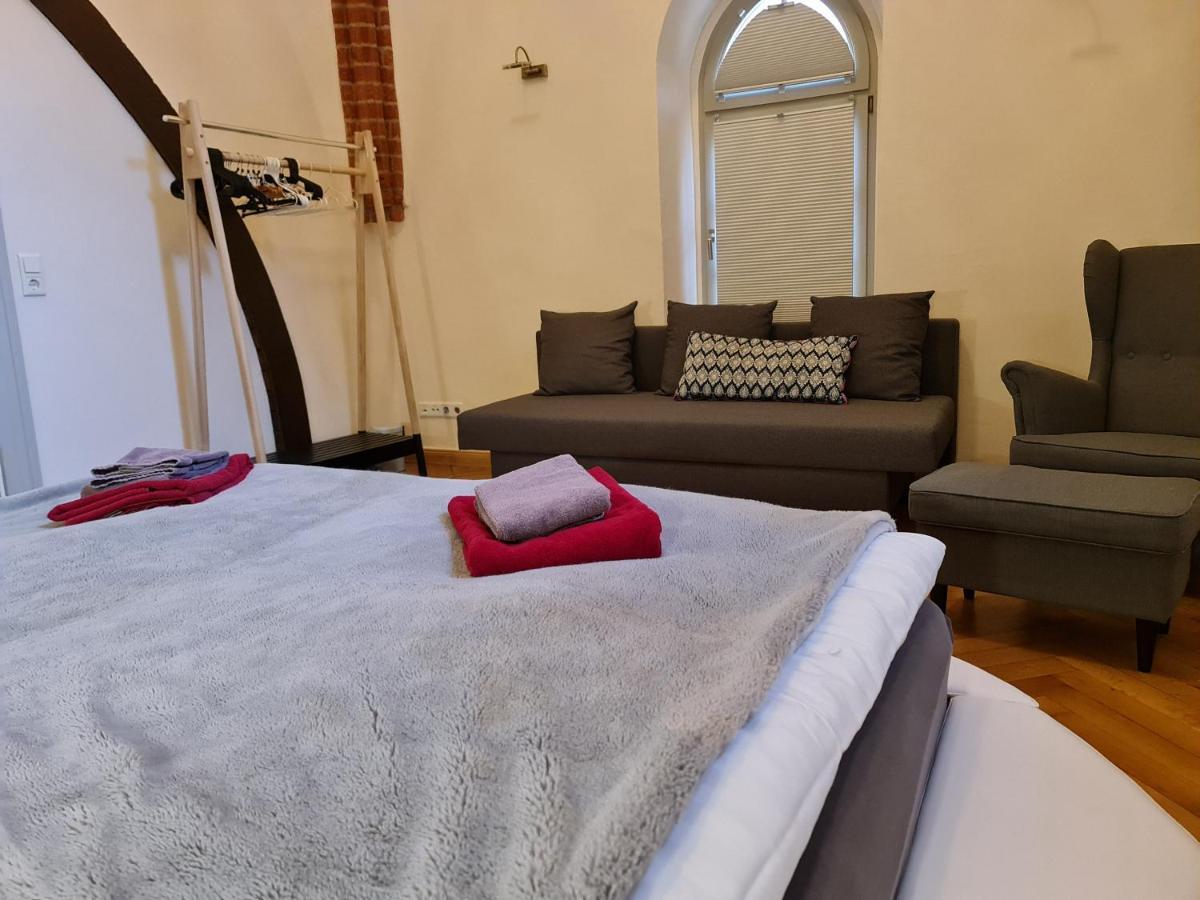 Appartements In Schoner Burganlage Γιένα Εξωτερικό φωτογραφία
